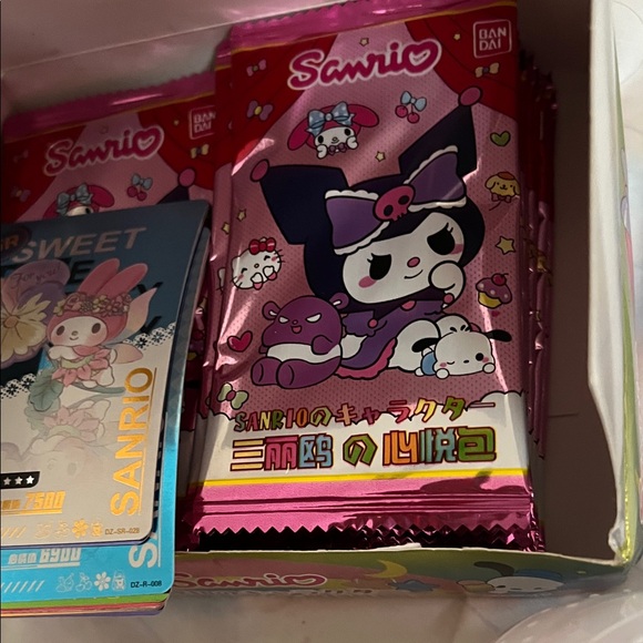 SALE! Hello Kitty Accessories bundle - Picture 6 of 16